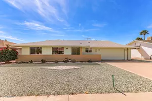 10319 W Twin Oaks Dr, Sun City, AZ 85351 - Photo 9