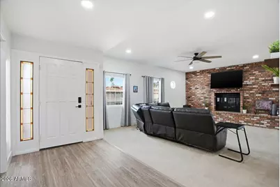 12627 S 38th Place, Phoenix, AZ 85044 - Photo 11