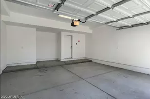 3215 E Flower St, Phoenix, AZ 85018 - Photo 13