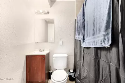 3829 N 81st Avenue, Phoenix, AZ 85033 - Photo 27