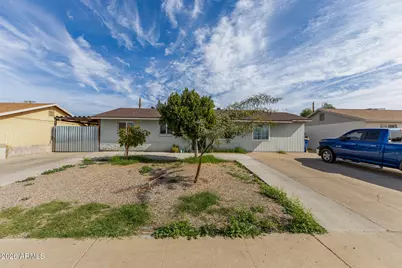 3829 N 81st Avenue, Phoenix, AZ 85033 - Photo 1