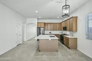 12568 W Chucks Ave, Peoria, AZ 85383 - Photo 11