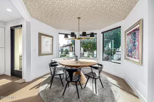 10215 N 100th Pl, Scottsdale, AZ 85258 - Photo 11