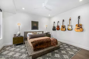 10215 N 100th Pl, Scottsdale, AZ 85258 - Photo 21
