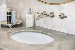 10215 N 100th Pl, Scottsdale, AZ 85258 - Photo 35