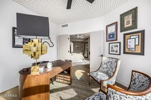 10215 N 100th Pl, Scottsdale, AZ 85258 - Photo 25