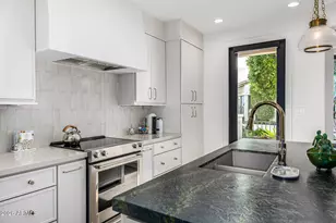 10215 N 100th Pl, Scottsdale, AZ 85258 - Photo 21