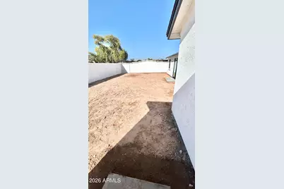 2042 N 64th Drive, Phoenix, AZ 85035 - Photo 37