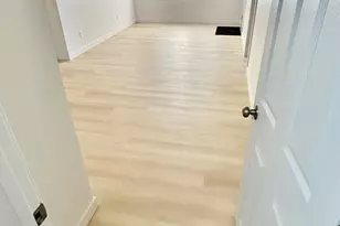 2042 N 64th Dr, Phoenix, AZ 85035 - Photo 19