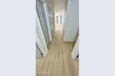 2042 N 64th Drive, Phoenix, AZ 85035 - Photo 17