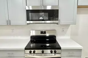 2042 N 64th Dr, Phoenix, AZ 85035 - Photo 13