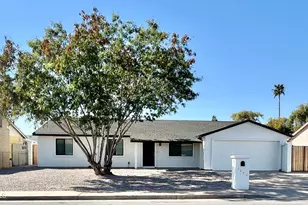 2042 N 64th Dr, Phoenix, AZ 85035 - Photo 1