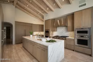 7224 N Lakeside Ln, Paradise Valley, AZ 85253 - Photo 27