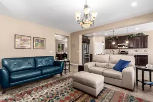 14390 W Desert Flower Dr, Goodyear, AZ 85395 - Photo 7