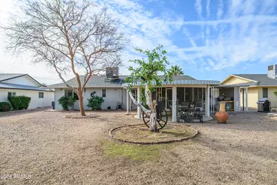 9726 W Alabama Avenue, Sun City, AZ 85351 - Photo 31