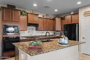 42774 W Darter Dr, Maricopa, AZ 85138 - Photo 3