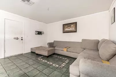 8002 N 42nd Avenue, Phoenix, AZ 85051 - Photo 3