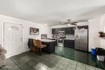 8002 N 42nd Avenue, Phoenix, AZ 85051 - Photo 13