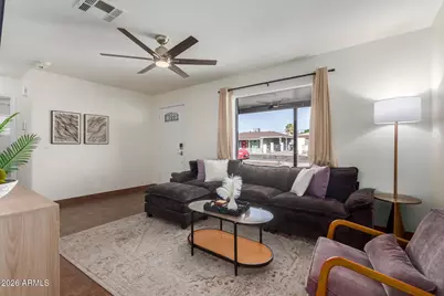 2715 W Royal Palm Road, Phoenix, AZ 85051 - Photo 9