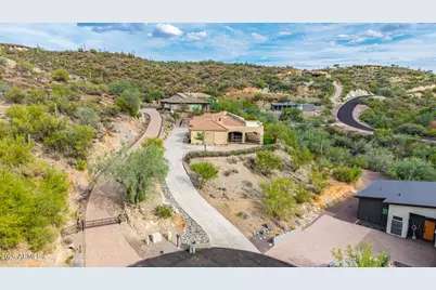 18685 E Agua Vista, Black Canyon City, AZ 85324 - Photo 49