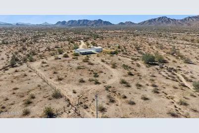 53040 W Whirly Bird Road, Maricopa, AZ 85139 - Photo 51