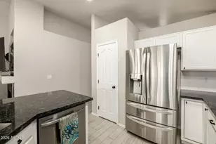 2062 E Arabian Dr, Gilbert, AZ 85296 - Photo 9