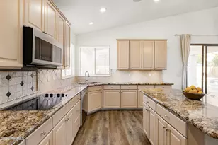 7042 W Morning Dove Dr, Glendale, AZ 85308 - Photo 13