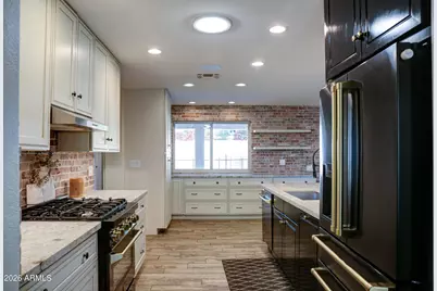 2016 E State Avenue, Phoenix, AZ 85020 - Photo 13