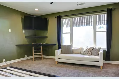 2016 E State Avenue, Phoenix, AZ 85020 - Photo 27