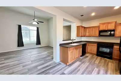 2208 W Monte Cristo Avenue, Phoenix, AZ 85023 - Photo 7