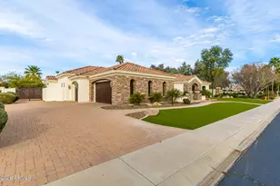 4326 E Capricorn Pl, Chandler, AZ 85249 - Photo 5