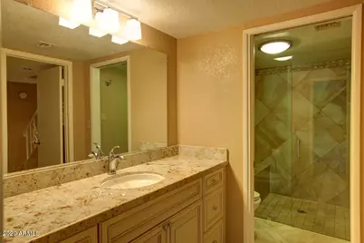 5669 N 78th Way, Scottsdale, AZ 85250 - Photo 9