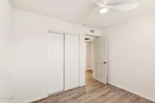 7909 W Pinchot Ave, Phoenix, AZ 85033 - Photo 11