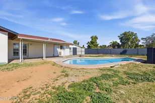 7909 W Pinchot Ave, Phoenix, AZ 85033 - Photo 35