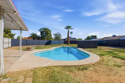 7909 W Pinchot Avenue, Phoenix, AZ 85033 - Photo 33