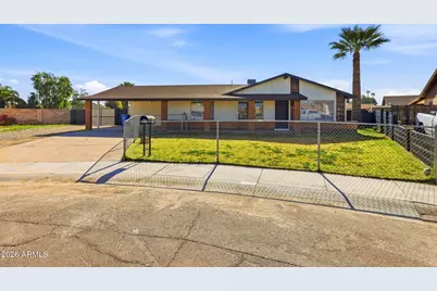 7909 W Pinchot Avenue, Phoenix, AZ 85033 - Photo 3