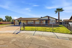 7909 W Pinchot Ave, Phoenix, AZ 85033 - Photo 3