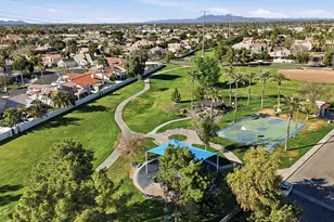 1133 N Peppertree Dr, Gilbert, AZ 85234 - Photo 27