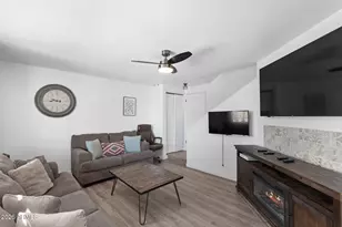 1618 N 32nd St, Phoenix, AZ 85008 - Photo 11