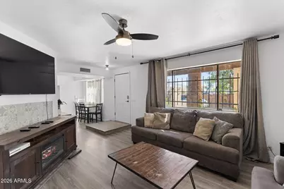 1618 N 32nd Street #6, Phoenix, AZ 85008 - Photo 1