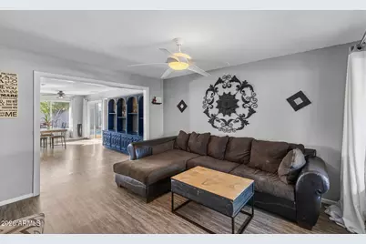 2031 E Vista Drive, Phoenix, AZ 85022 - Photo 9