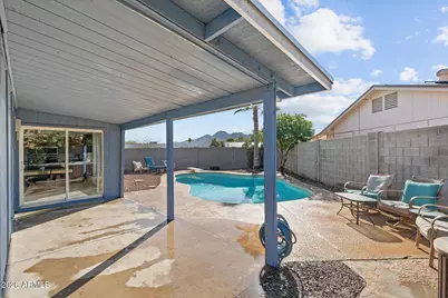 2031 E Vista Drive, Phoenix, AZ 85022 - Photo 17