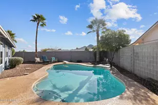 2031 E Vista Dr, Phoenix, AZ 85022 - Photo 19