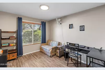 2031 E Vista Drive, Phoenix, AZ 85022 - Photo 15