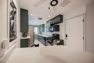 3137 N 4th Ave, Phoenix, AZ 85013 - Photo 11