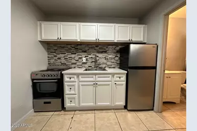 1040 E Fairmount Avenue #2, Phoenix, AZ 85014 - Photo 5