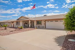 11023 W Meade Dr, Sun City, AZ 85351 - Photo 5