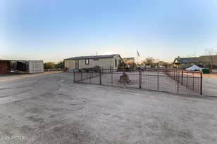 127 E Galvin St, Phoenix, AZ 85086 - Photo 41