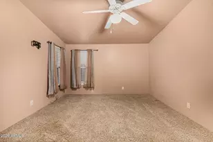 127 E Galvin St, Phoenix, AZ 85086 - Photo 25