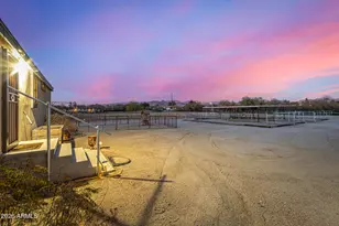 127 E Galvin St, Phoenix, AZ 85086 - Photo 35